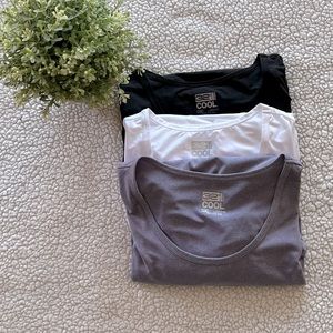 NWOT 🍀 3 x 32 Degrees COOL T-Shirts Size Large.